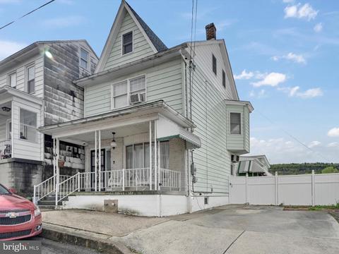 238 Clay St, Tamaqua, PA 18252