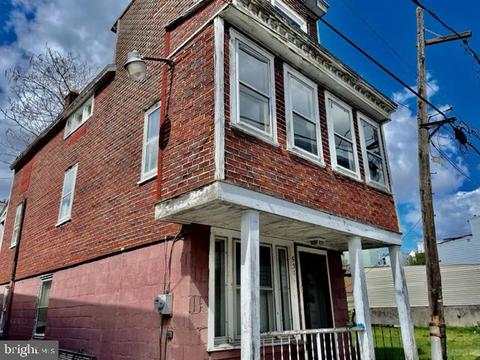 531 W Arlington St, Shenandoah, PA 17976