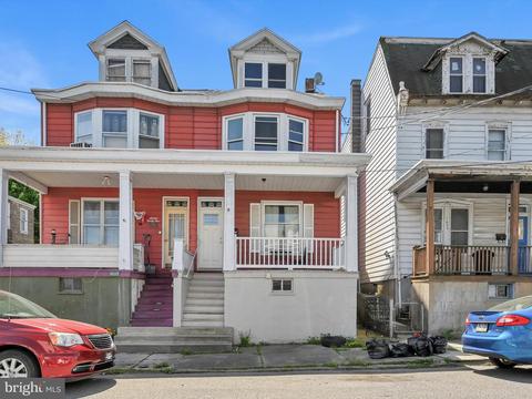 1631 W Norwegian St, Pottsville, PA 17901