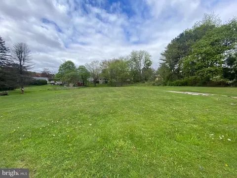 Ardmore Avenue, Tamaqua, PA 18252