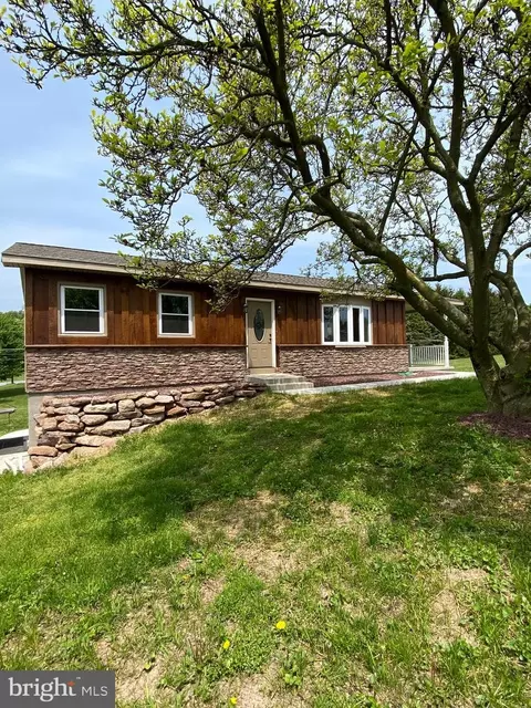 15 James Rd, Schuylkill Haven, PA 17972
