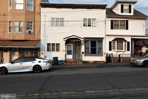 37 N Lehigh Ave, Frackville, PA 17931