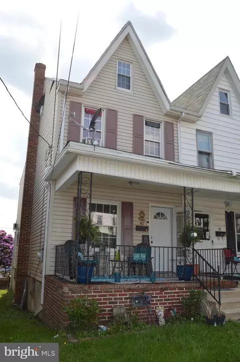 40 S 4th St, Frackville, PA 17931