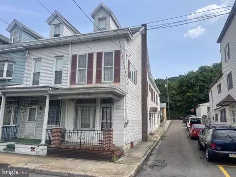 700 Mahanoy Ave E, Mahanoy City, PA 17948