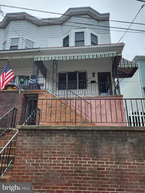 423 Adams St, Pottsville, PA 17901
