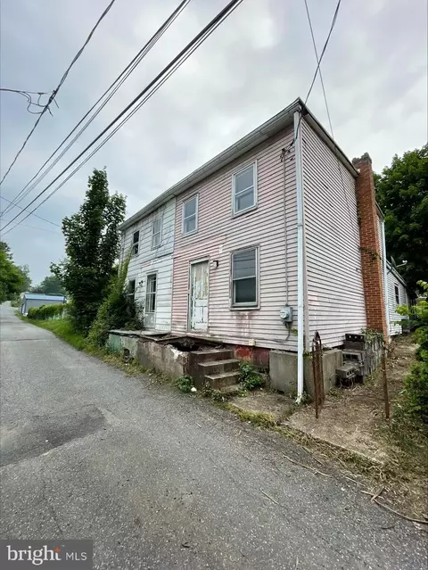 405-407 5th St, Port Carbon, PA 17965