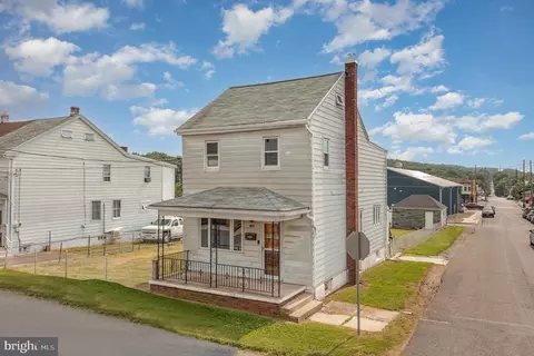 402 S Middle St, Frackville, PA 17931