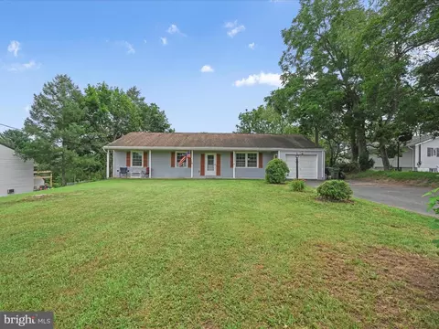 918 Wynonah Dr, Auburn, PA 17922