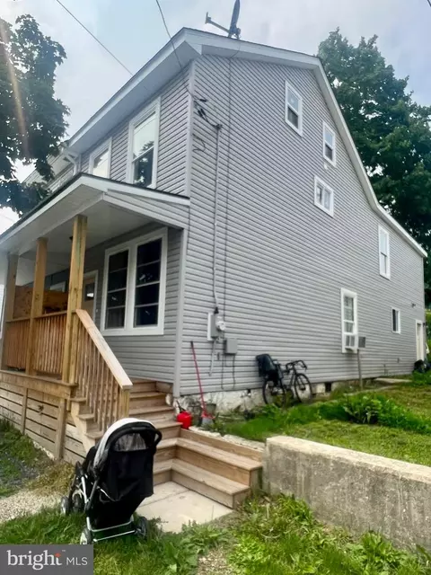 112 Vaux Ave, Tremont, PA 17981