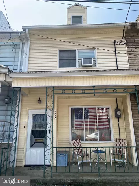 208 W Coal St, Shenandoah, PA 17976