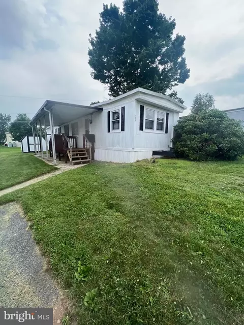 10 Frieden Mnr # a, Schuylkill Haven, PA 17972
