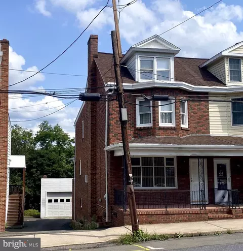 615 N Front St, Minersville, PA 17954
