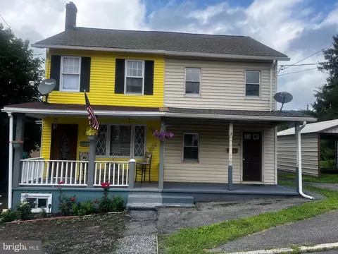 29 W Ridge St, Coaldale, PA 18218