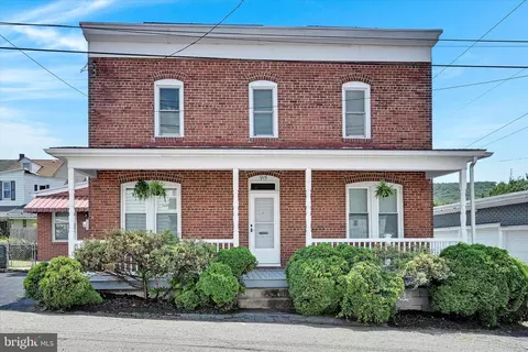915 Mine St, Pottsville, PA 17901
