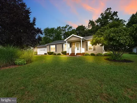 1731 Running Deer Dr, Auburn, PA 17922