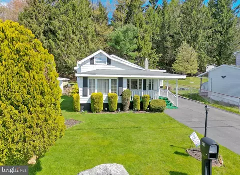 42 Trenton, Mahanoy City, PA 17948