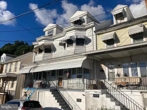 330 Pleasant St, Minersville, PA 17954