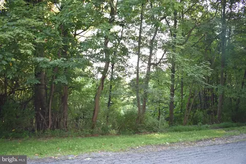 Evergreen Drive, Tamaqua, PA 18252