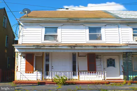 234 S West St