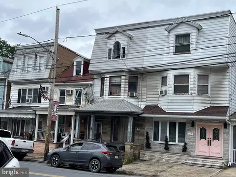250 W Main St, Girardville, PA 17935