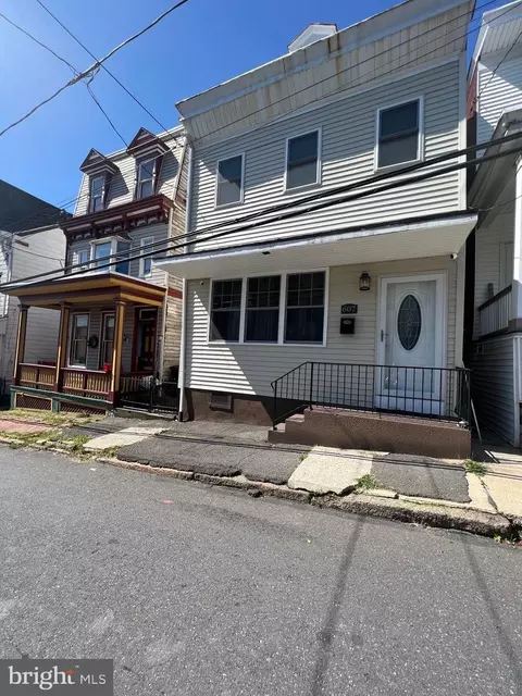 607 N 3rd St, Pottsville, PA 17901