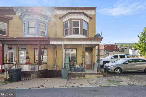 623 W Arch St, Pottsville, PA 17901