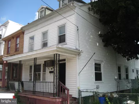 237 S Nicholas St, Saint Clair, PA 17970