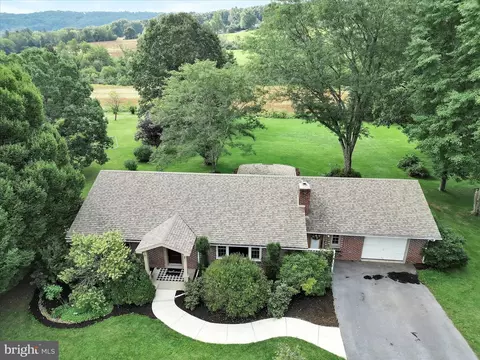 415 Ridge Rd, Orwigsburg, PA 17961
