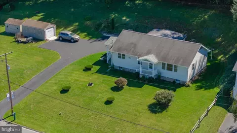 749 W Market St, Orwigsburg, PA 17961