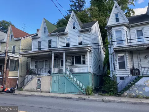 239 Nichols St, Pottsville, PA 17901