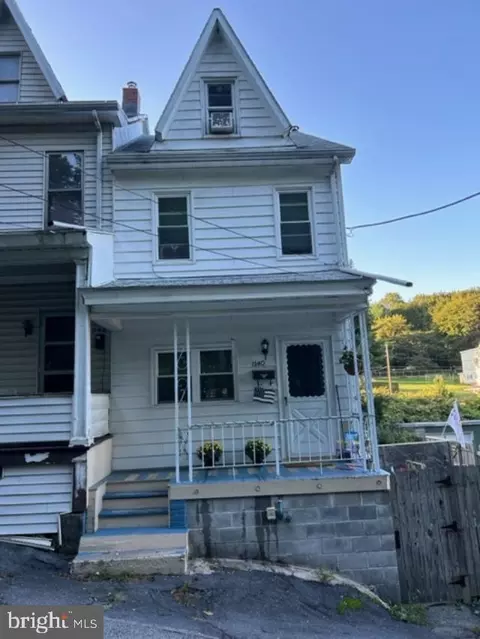 1140 Fairview St, Pottsville, PA 17901