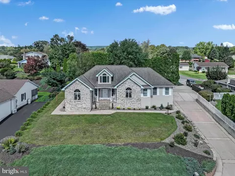 65 4th Ave, Pottsville, PA 17901