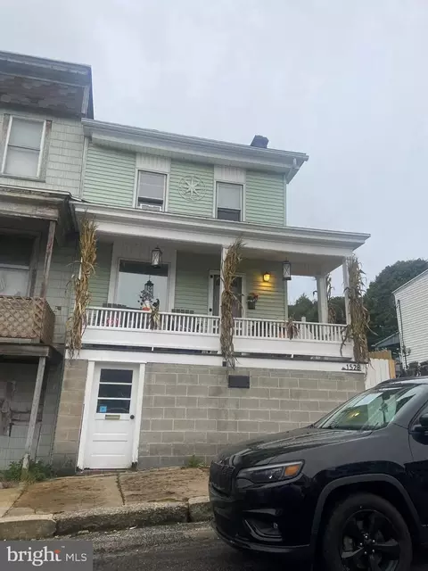 1528 Walnut St, Ashland, PA 17921