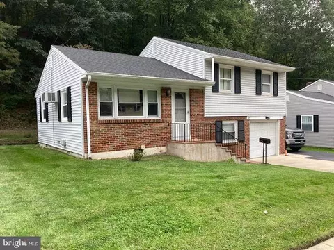 188 Anderson St, Pottsville, PA 17901