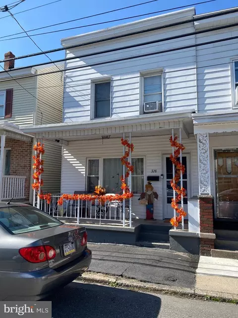 328 S Nicholas St, Saint Clair, PA 17970