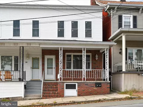 506 N Front St, Minersville, PA 17954
