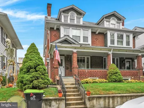 620 Greenwood Ave, Pottsville, PA 17901