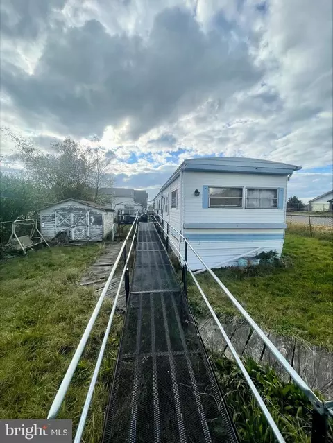 400 S Broad Mountain Ave, Frackville, PA 17931