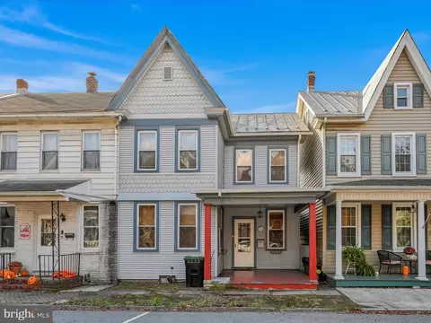 242 E Market St, Orwigsburg, PA 17961