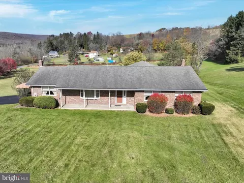 26 15th St, Ringtown, PA 17967