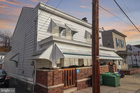 5 N Morris St, Saint Clair, PA 17970