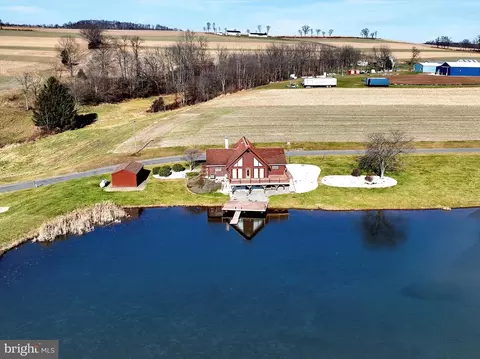 15 Corners Rd, Klingerstown, PA 17941
