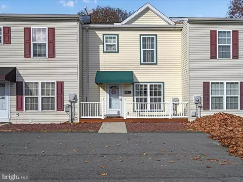 989 Schuylkill Manor Rd, Pottsville, PA 17901