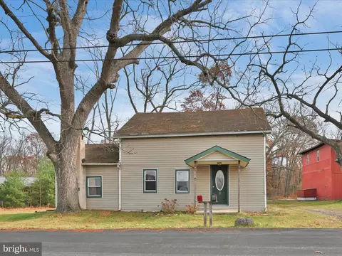 340 Coal Mountain Rd, Orwigsburg, PA 17961