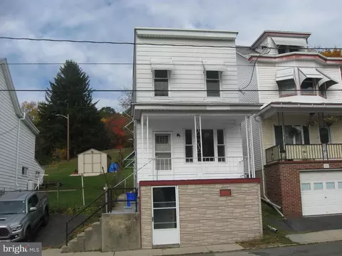 48 Ann St, Pottsville, PA 17901