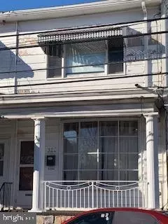 322 S Jardin St, Shenandoah, PA 17976