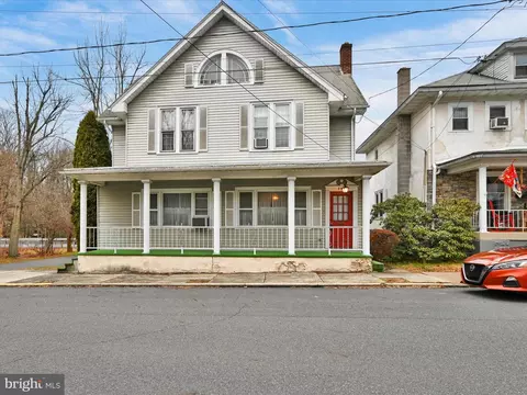 203 E Main St, Tremont, PA 17981