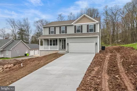 24 Cedar Creek Dr #( 16), Ashland, PA 17921
