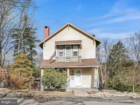 2300 W Norwegian St, Pottsville, PA 17901