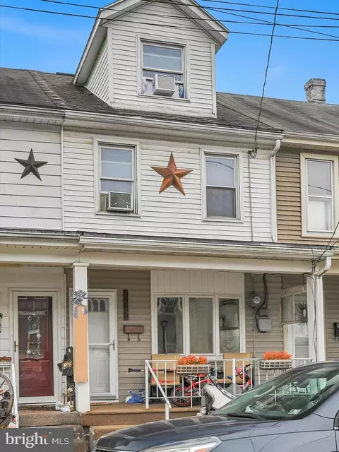 436 Elm St, Tamaqua, PA 18252